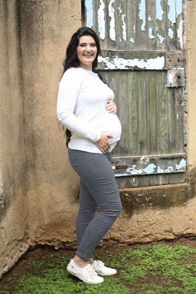 Grey skinny maternity pants with stretch belly band